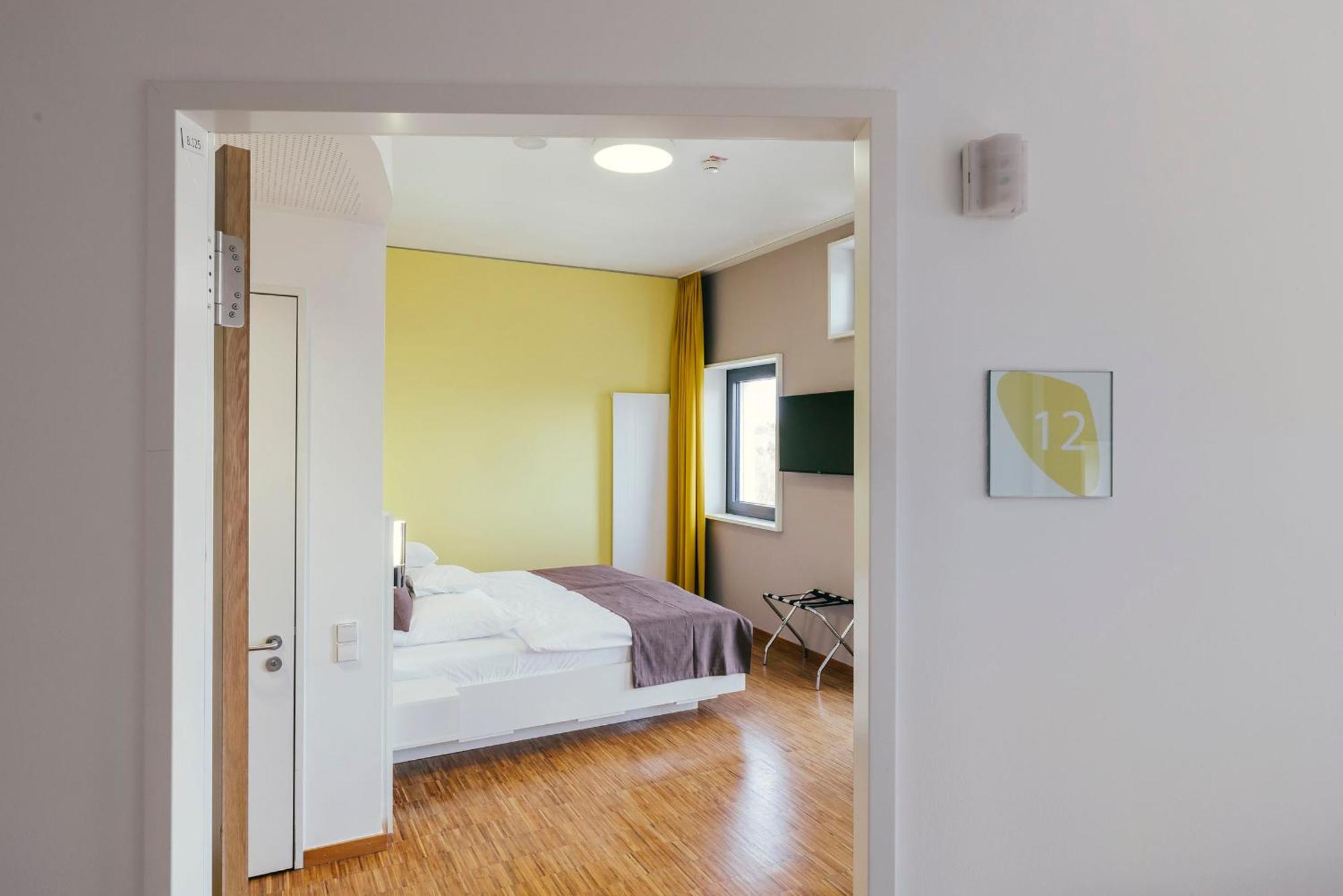 Gzt Das Gaestehaus ทือบิงเงิน ภายนอก รูปภาพ