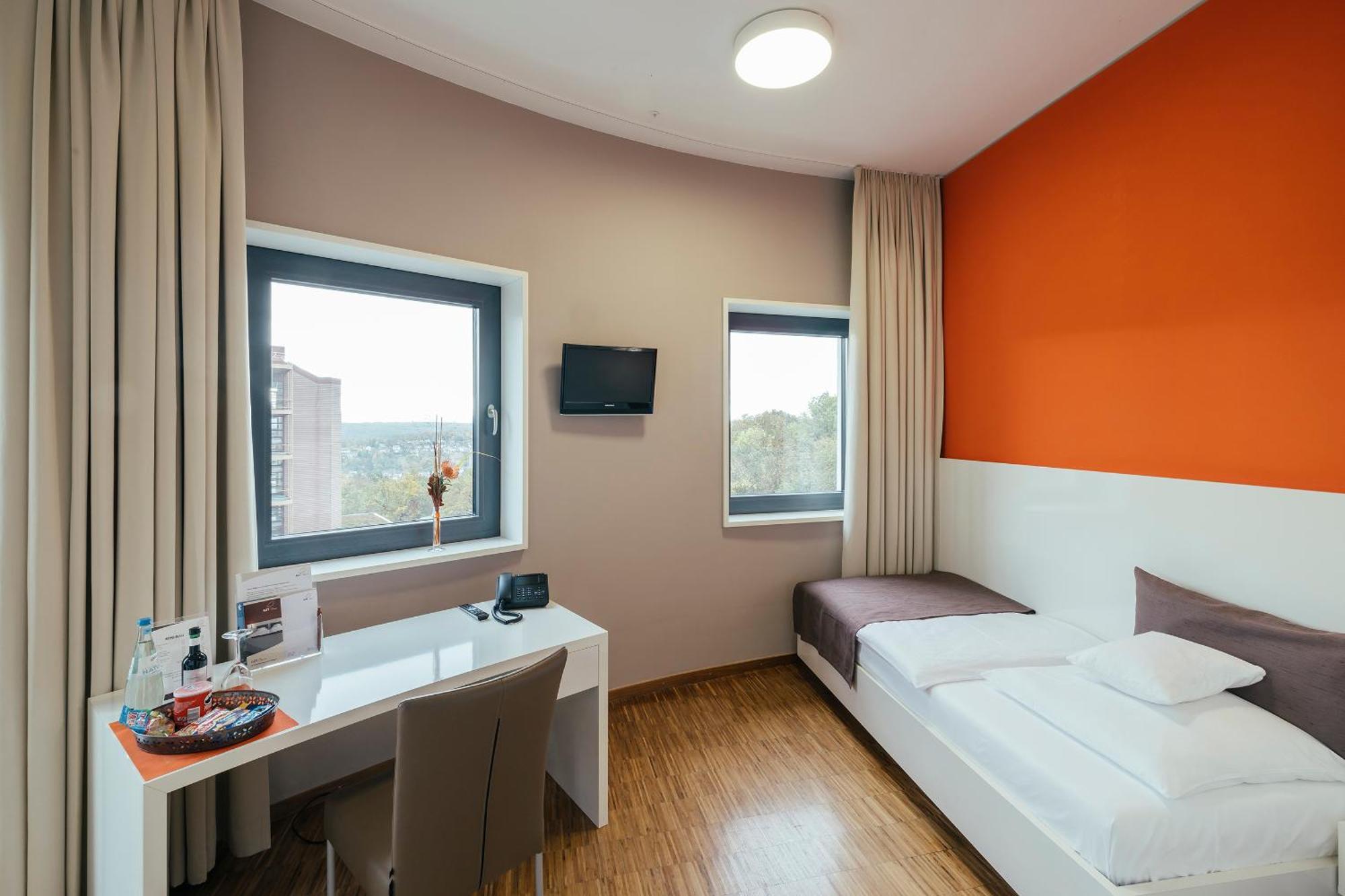 Gzt Das Gaestehaus ทือบิงเงิน ภายนอก รูปภาพ